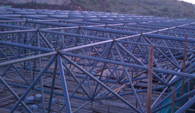 瑞金概述网架加工公司对网架保温隔热的办法